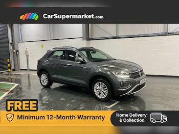 Used Volkswagen T-Roc 2023 for sale - 76453617: Photo