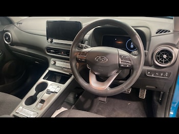 Used Hyundai KONA 2023 for sale - 78734579: Photo