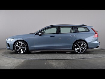 Used Volvo V60 2023 for sale - 78864638: Photo