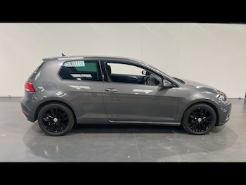 Used Volkswagen Golf 2019 for sale - 78758625: Photo