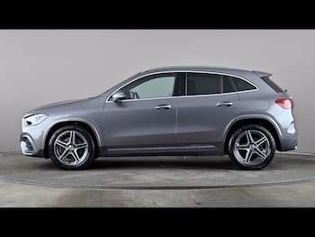 Used Mercedes-Benz GLA 2023 for sale - 78755292: Photo