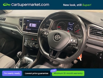 Used Volkswagen T-Roc 2019 for sale - 78177656: Photo