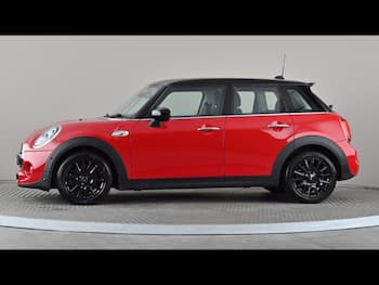 Used MINI Hatch 2019 for sale - 79773964: Photo