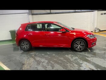 Used Volkswagen Golf 2018 for sale - 78802354: Photo