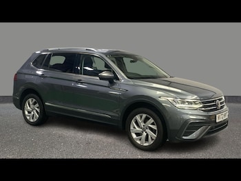 Used Volkswagen Tiguan Allspace 2023 for sale - 78847485: Photo
