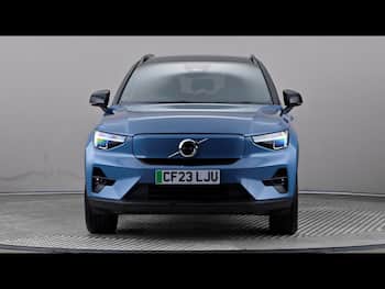 Used Volvo XC40 2023 for sale - 79660982: Photo