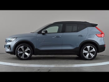 Used Volvo XC40 2023 for sale - 78975942: Photo