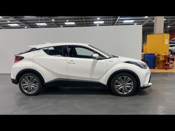 Used Toyota C-HR 2021 for sale - 78755299: Photo