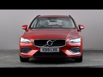 Used Volvo V60 2019 for sale - 78668800: Photo