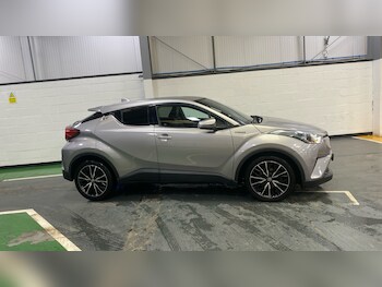 Used Toyota C-HR 2018 for sale - 78599239: Photo