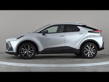 Used Toyota C-HR 2025 for sale - 79840846: Photo