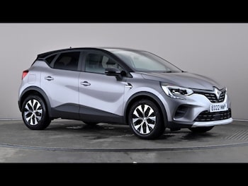 Used Renault Captur 2022 for sale - 79156157: Photo