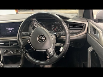 Used Volkswagen Polo 2021 for sale - 78632987: Photo