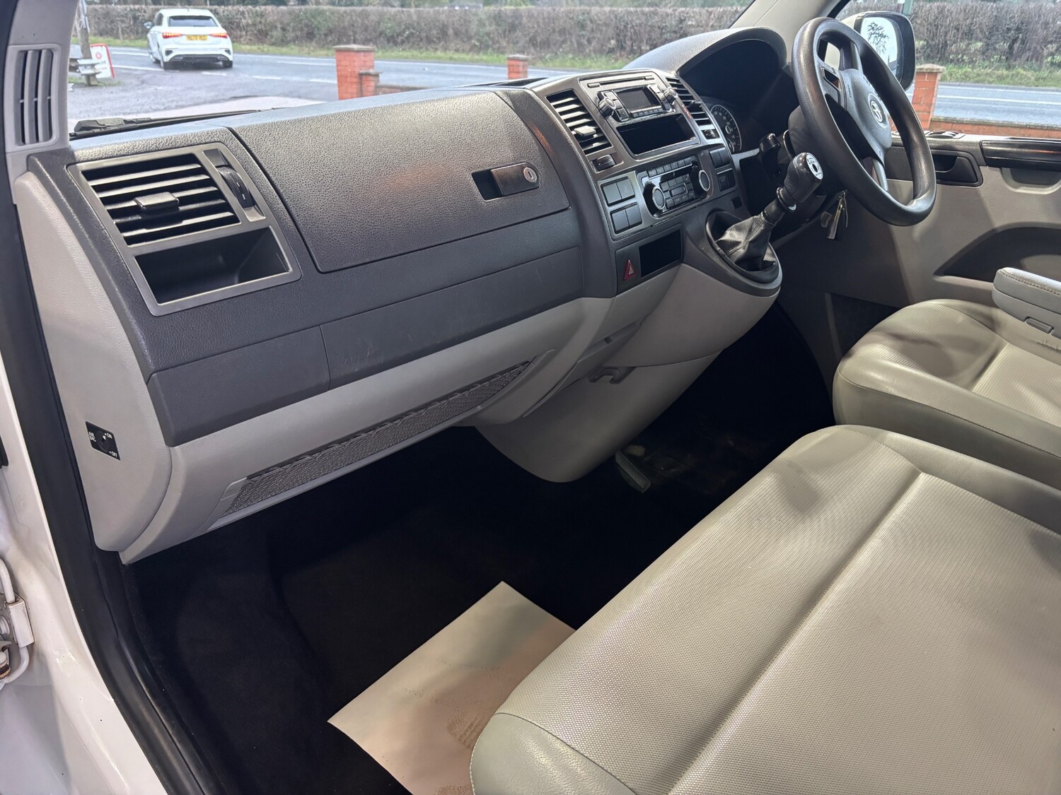 Used Volkswagen Transporter Shuttle 2014 for sale - 77506569: Photo 13