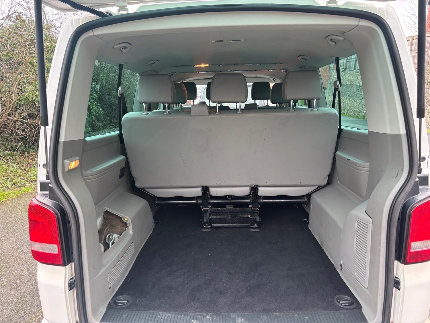 Used Volkswagen Transporter Shuttle 2014 for sale - 77506569: Photo 9