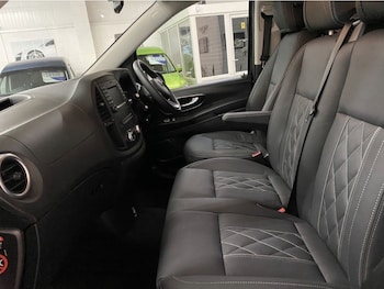 Used Mercedes-Benz Vito 2018 for sale - 77766491: Photo