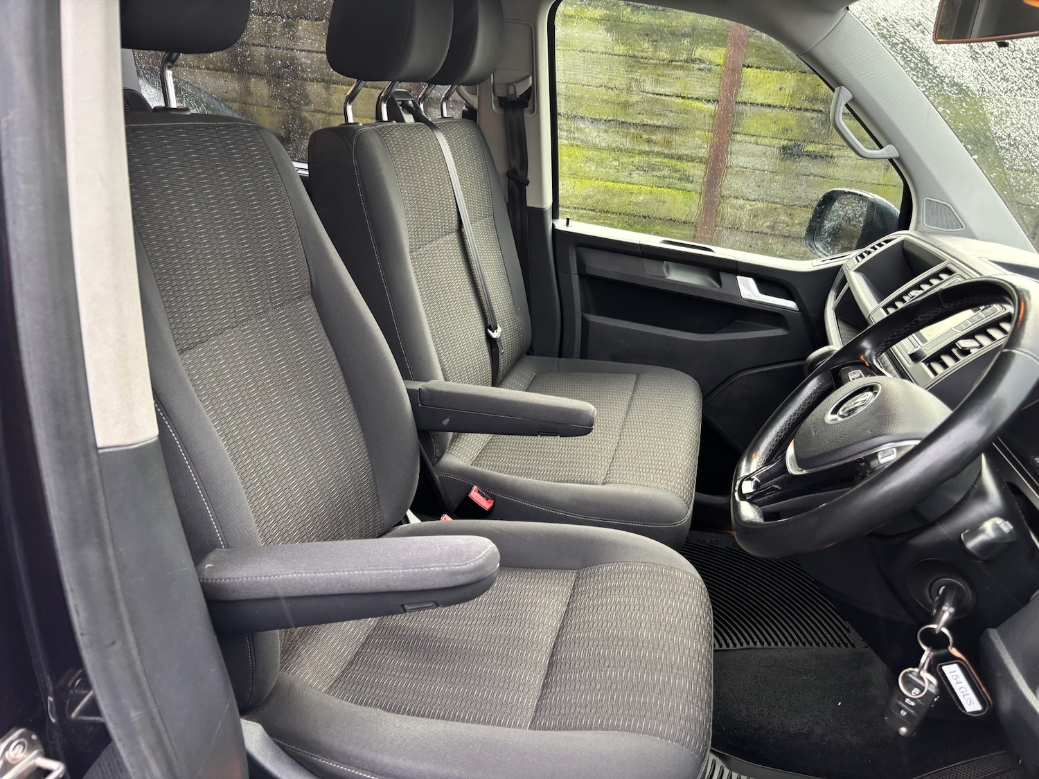 Used Volkswagen Transporter Shuttle 2017 for sale - 77272416: Photo 10