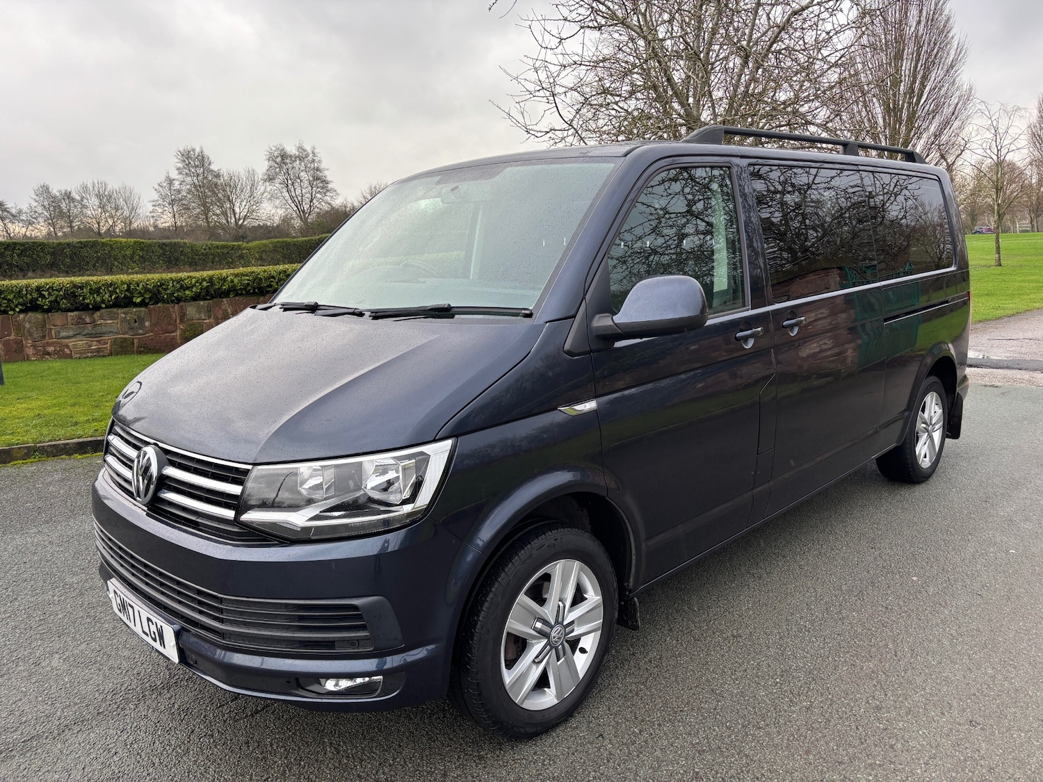 Used Volkswagen Transporter Shuttle 2017 for sale - 77272416: Photo 2