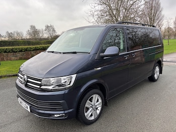 Used Volkswagen Transporter Shuttle 2017 for sale - 77272416: Photo