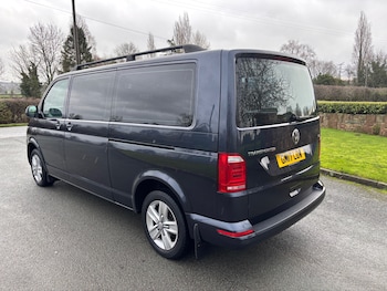 Used Volkswagen Transporter Shuttle 2017 for sale - 77272416: Photo