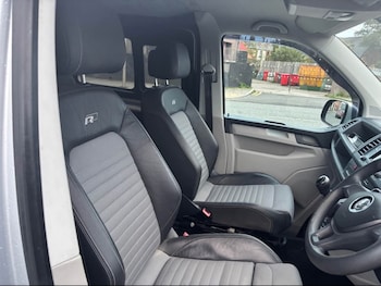 Used Volkswagen Transporter 2019 for sale - 76544388: Photo