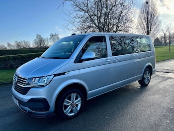 Used Volkswagen Transporter Shuttle 2020 for sale - 76762372: Photo