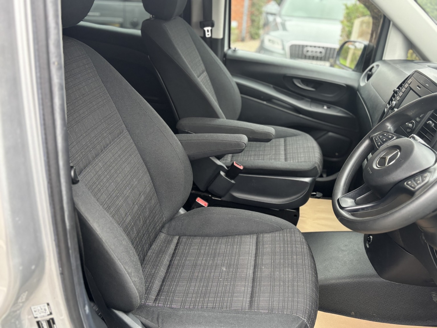 Used Mercedes-Benz Vito 2016 for sale - 77707318: Photo 9