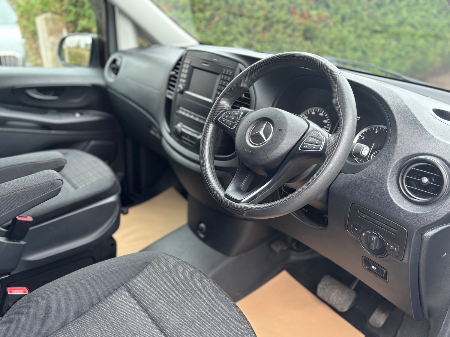 Used Mercedes-Benz Vito 2016 for sale - 77324556: Photo 4