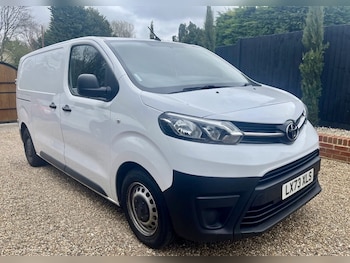 Toyota ProAce feature image