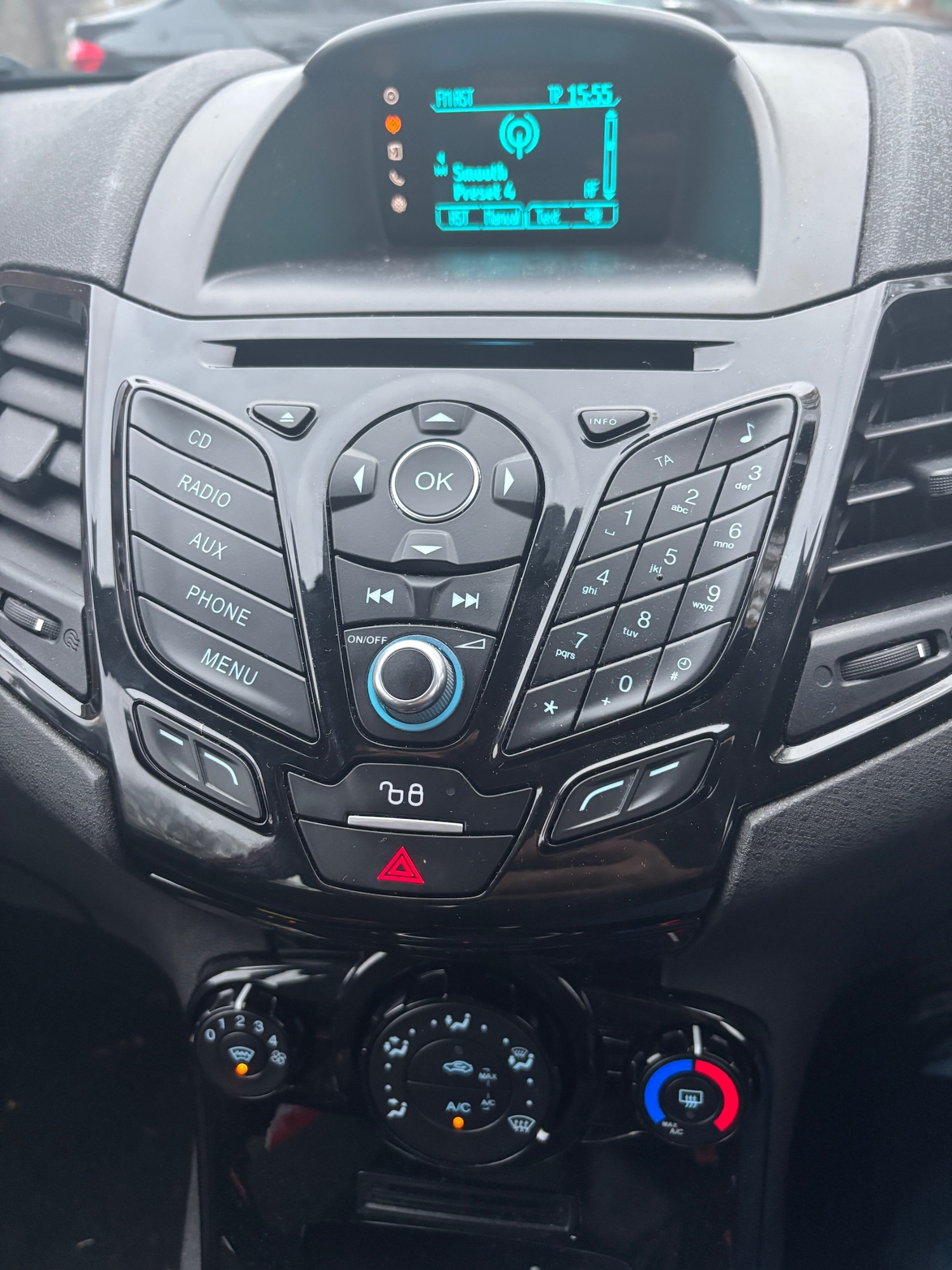 Used Ford Fiesta 2015 for sale - 76546346: Photo 11