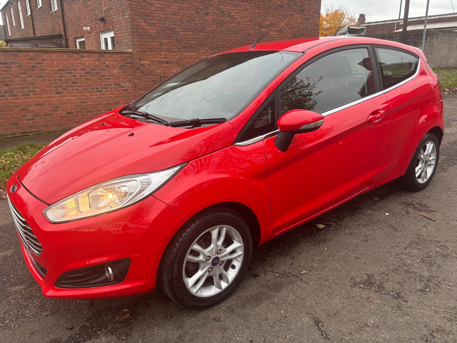 Used Ford Fiesta 2015 for sale - 76546346: Photo 2