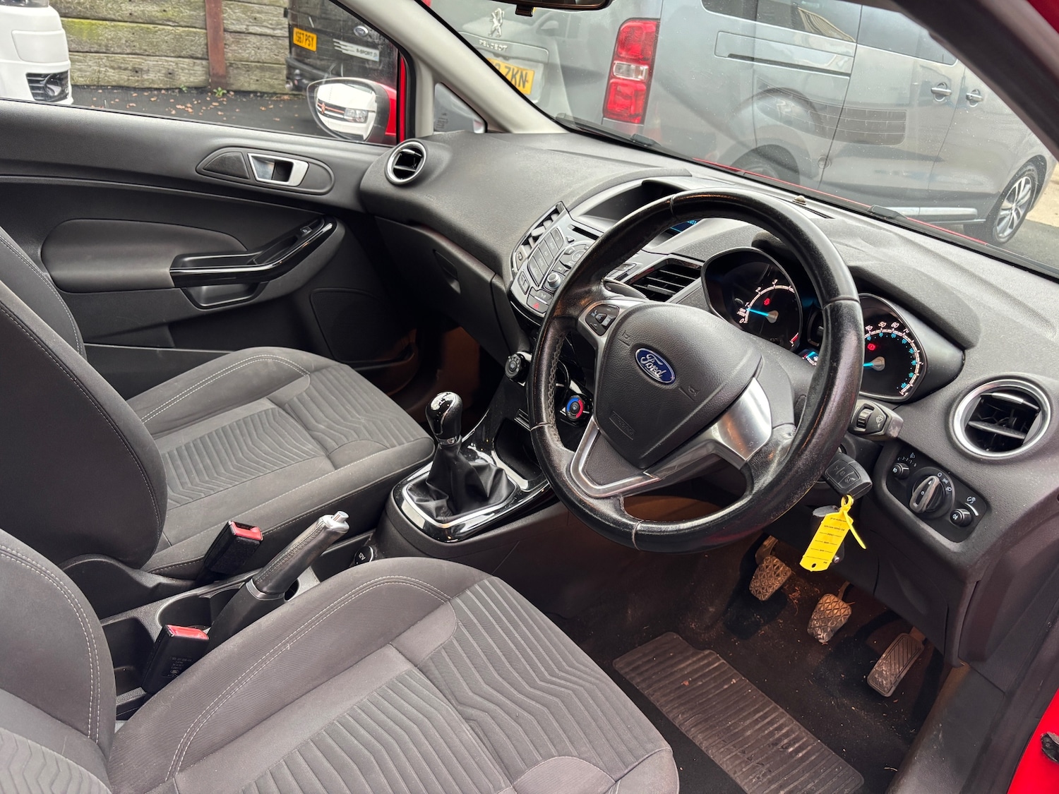 Used Ford Fiesta 2015 for sale - 76546346: Photo 8