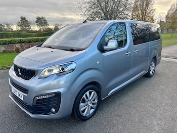 Used Peugeot Traveller 2021 for sale - 76557034: Photo