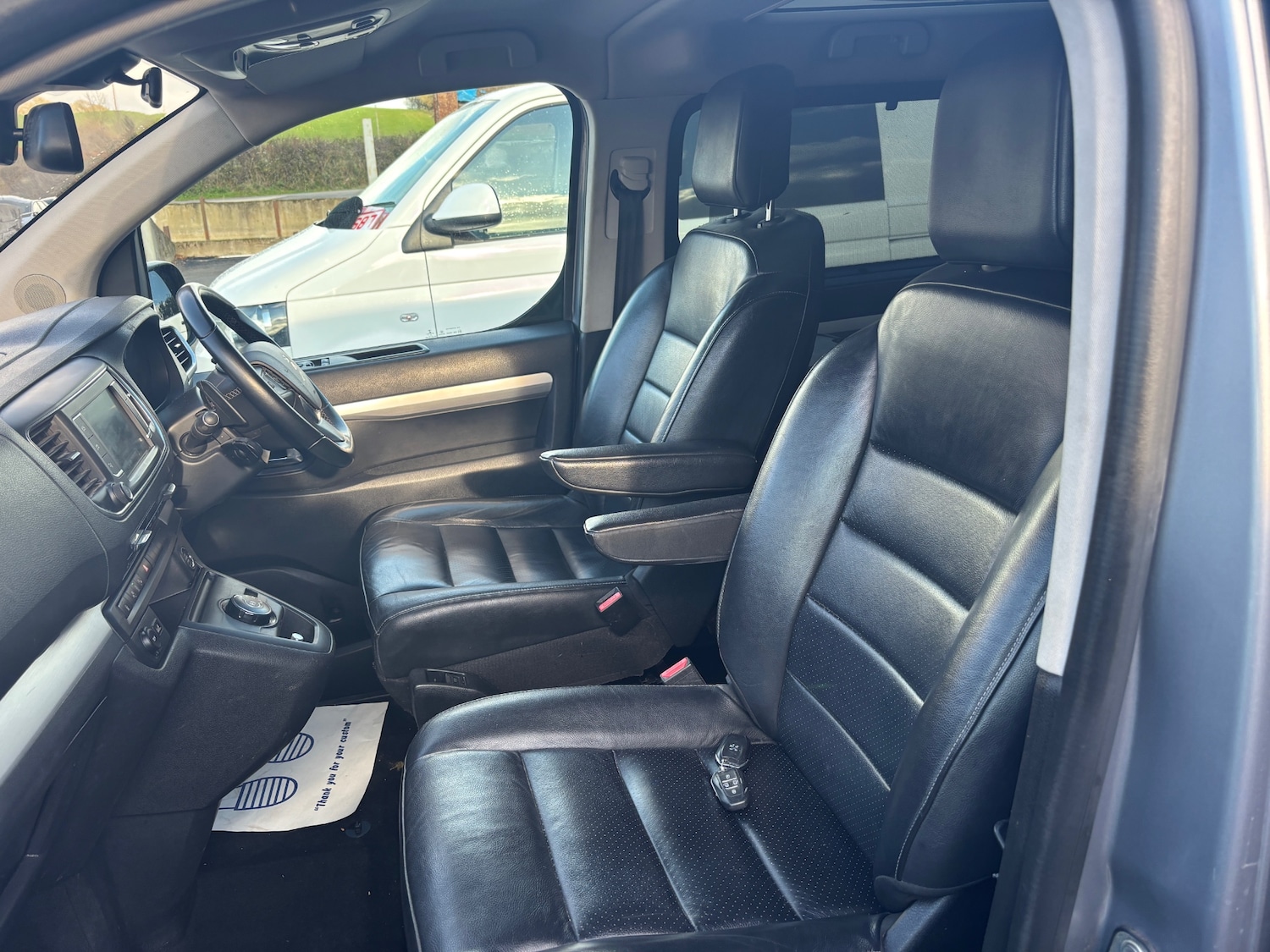 Used Peugeot Traveller 2021 for sale - 76557034: Photo 9