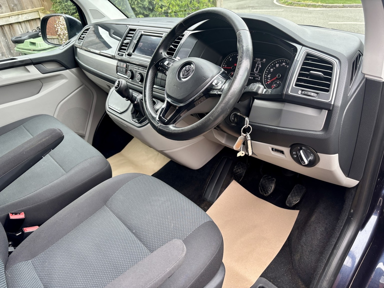 Used Volkswagen Transporter 2020 for sale - 78182826: Photo 9