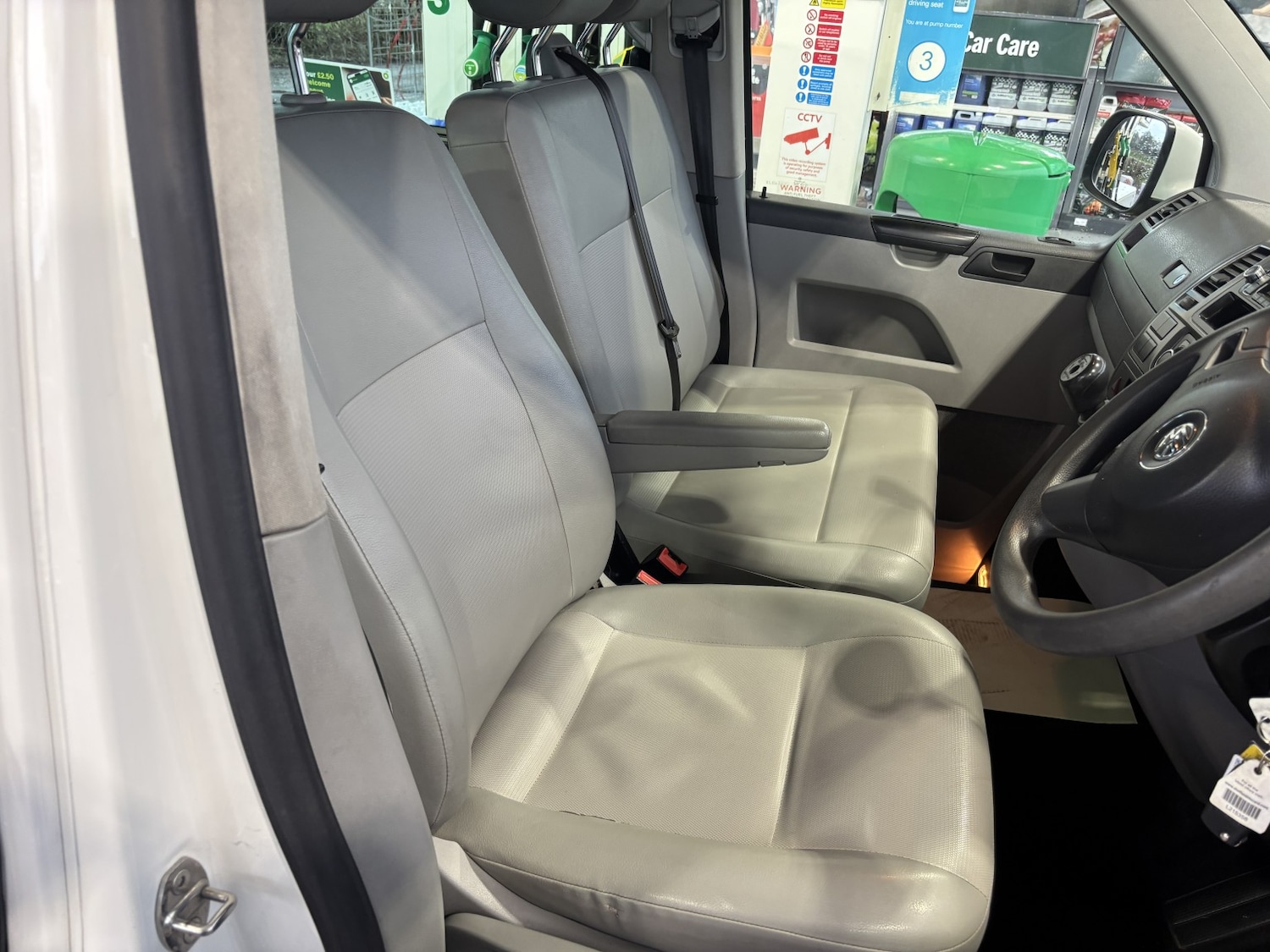 Used Volkswagen Transporter Shuttle 2014 for sale - 77681742: Photo 8