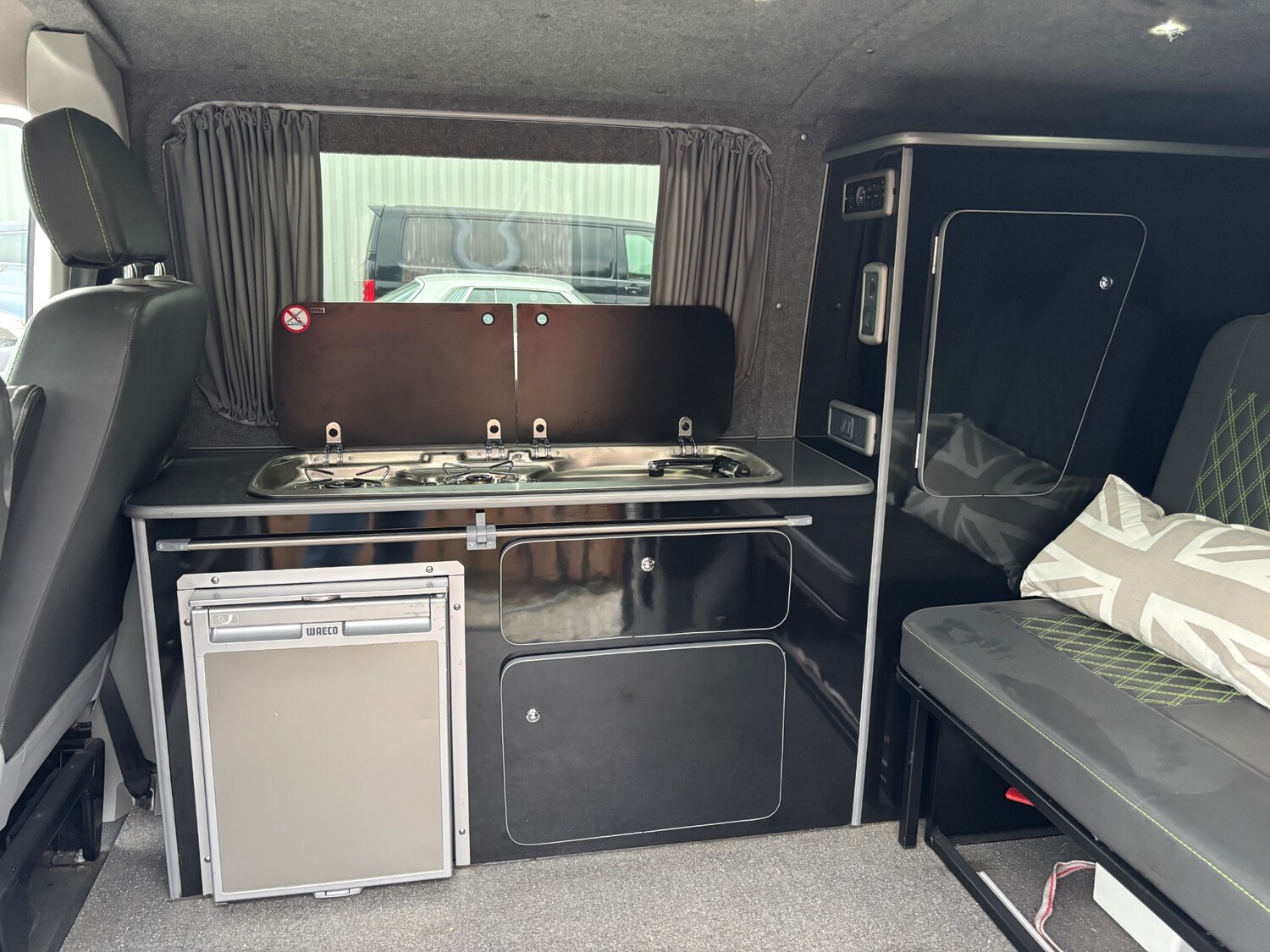 Used Volkswagen Transporter 2010 for sale - 76544627: Photo 14