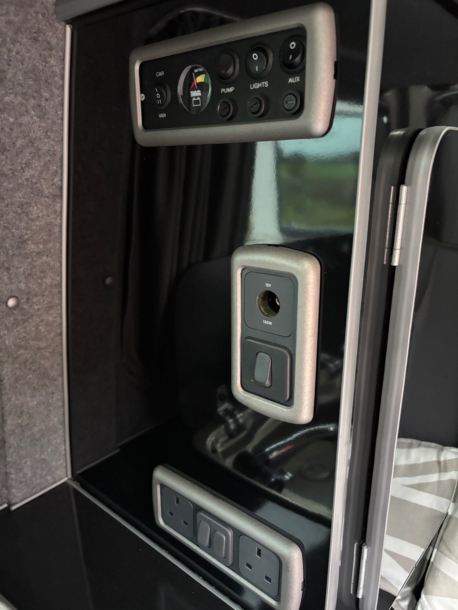 Used Volkswagen Transporter 2010 for sale - 76544627: Photo 15