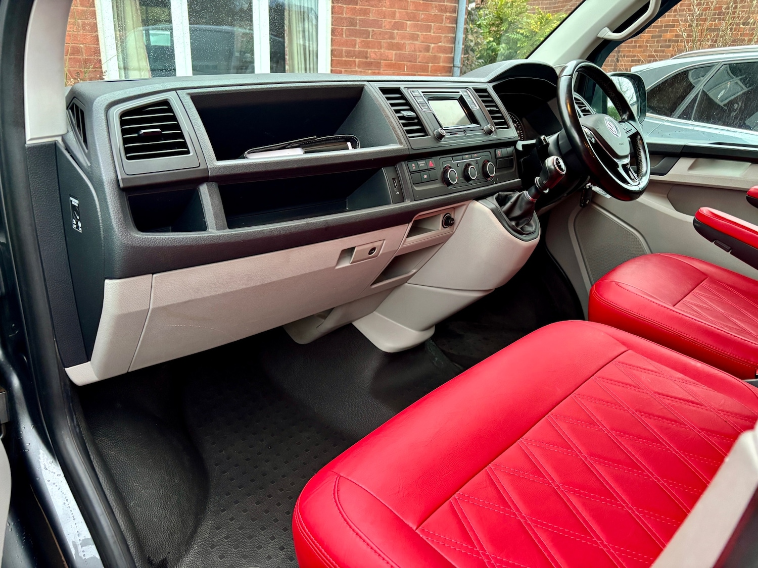 Used Volkswagen Transporter 2019 for sale - 77272528: Photo 11