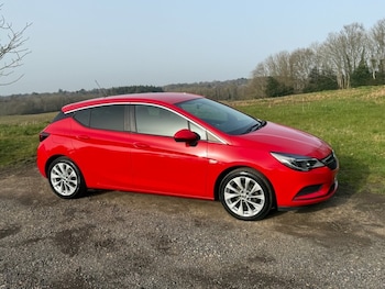 Used Vauxhall Astra 2017 for sale - 77765212: Photo