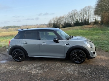 Used MINI Hatch 2017 for sale - 77667097: Photo