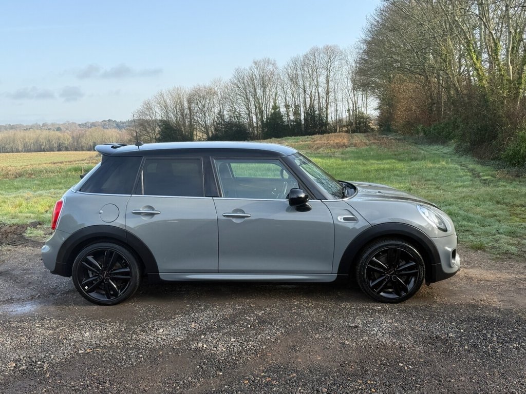 Used MINI Hatch 2017 for sale - 77667097: Photo 5