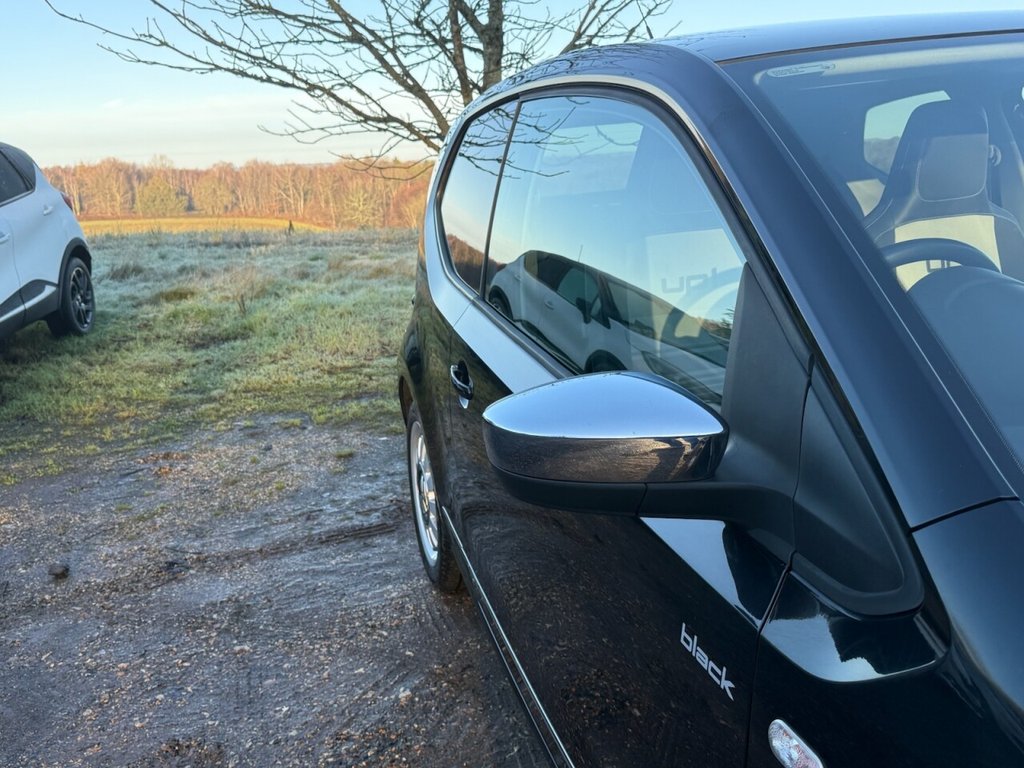 Used Volkswagen up! 2012 for sale - 77226861: Photo 14