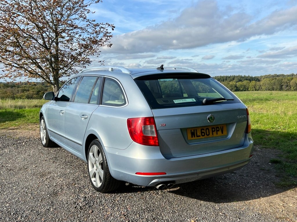 Used Skoda Superb 2010 for sale - 76791618: Photo 12