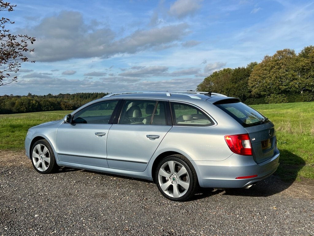 Used Skoda Superb 2010 for sale - 76791618: Photo 15