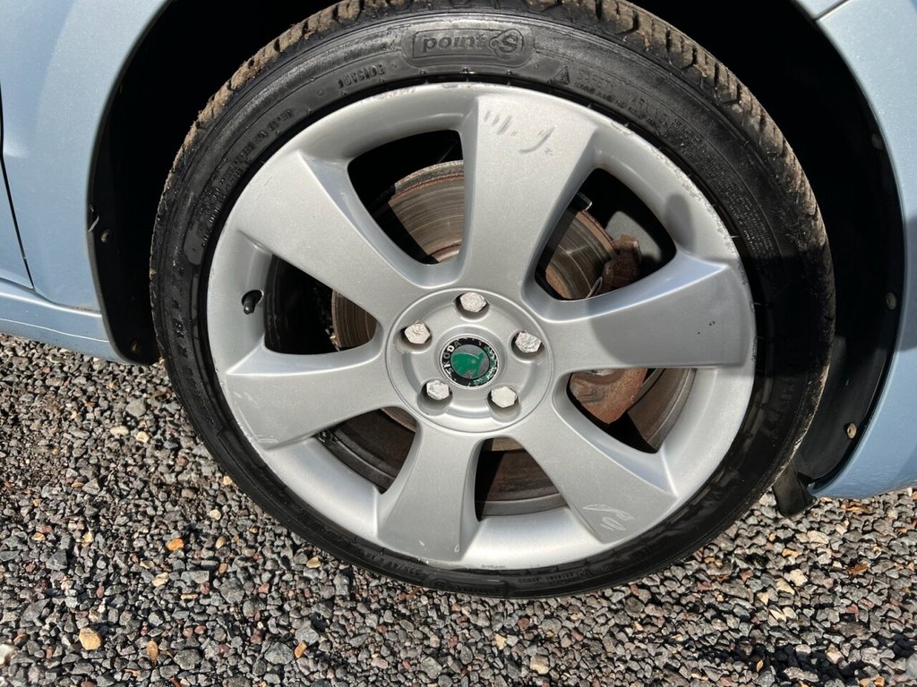 Used Skoda Superb 2010 for sale - 76791618: Photo 26