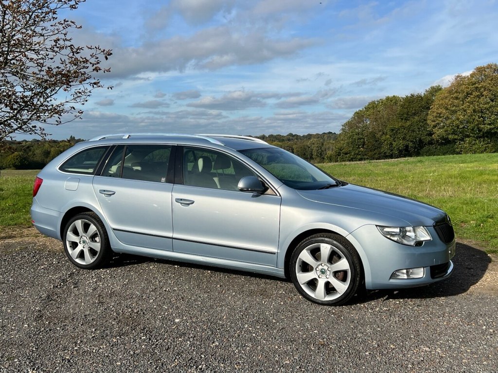 Used Skoda Superb 2010 for sale - 76791618: Photo 4