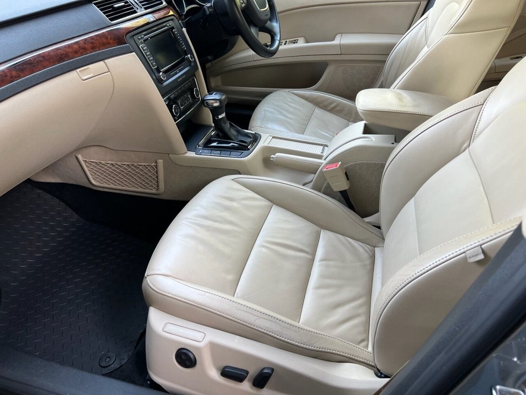 Used Skoda Superb 2010 for sale - 76791618: Photo 42