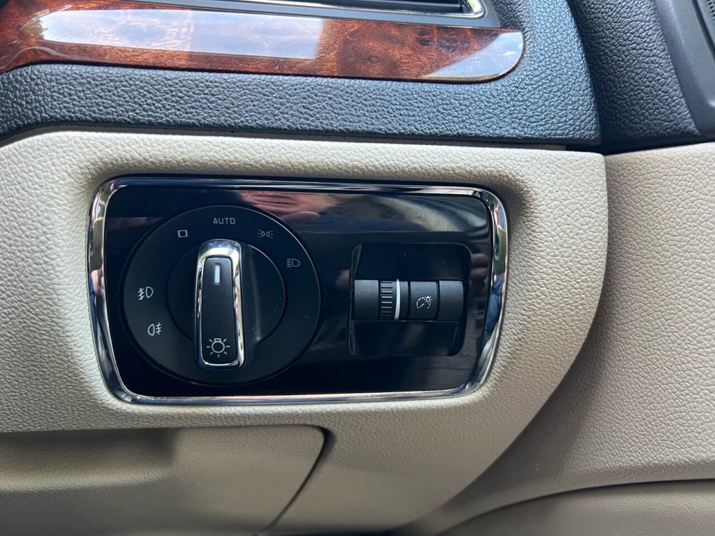 Used Skoda Superb 2010 for sale - 76791618: Photo 46