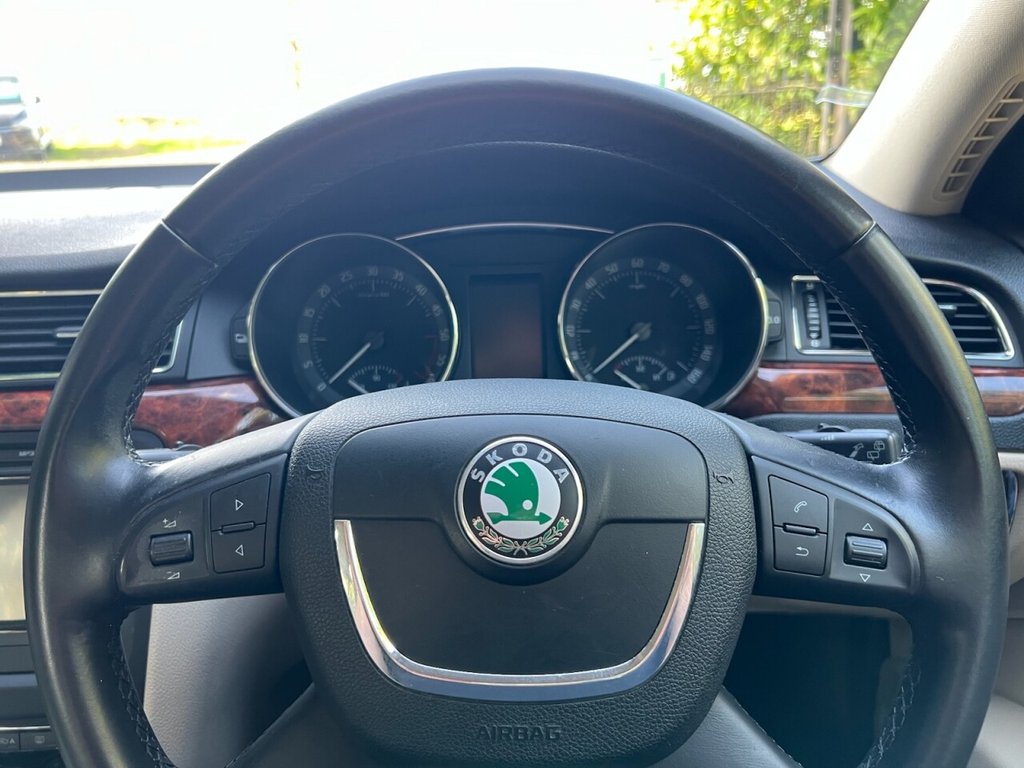 Used Skoda Superb 2010 for sale - 76791618: Photo 48